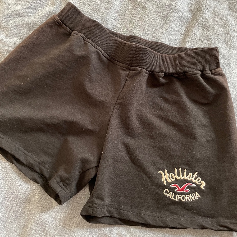 Hollister black shorts